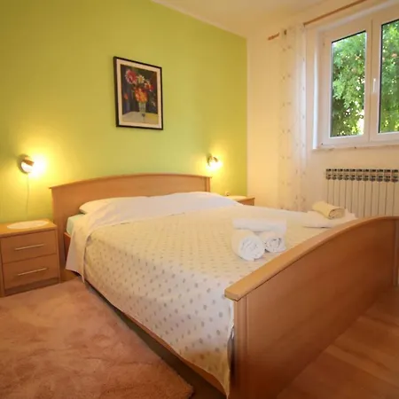 Apartman In Porec/istrien 9899 *