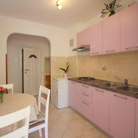 Apartment In Porec/istrien 9899