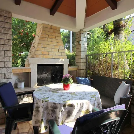 Apartment In Porec/istrien 9899 Porec